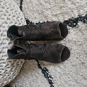 Vince Camuto Booties